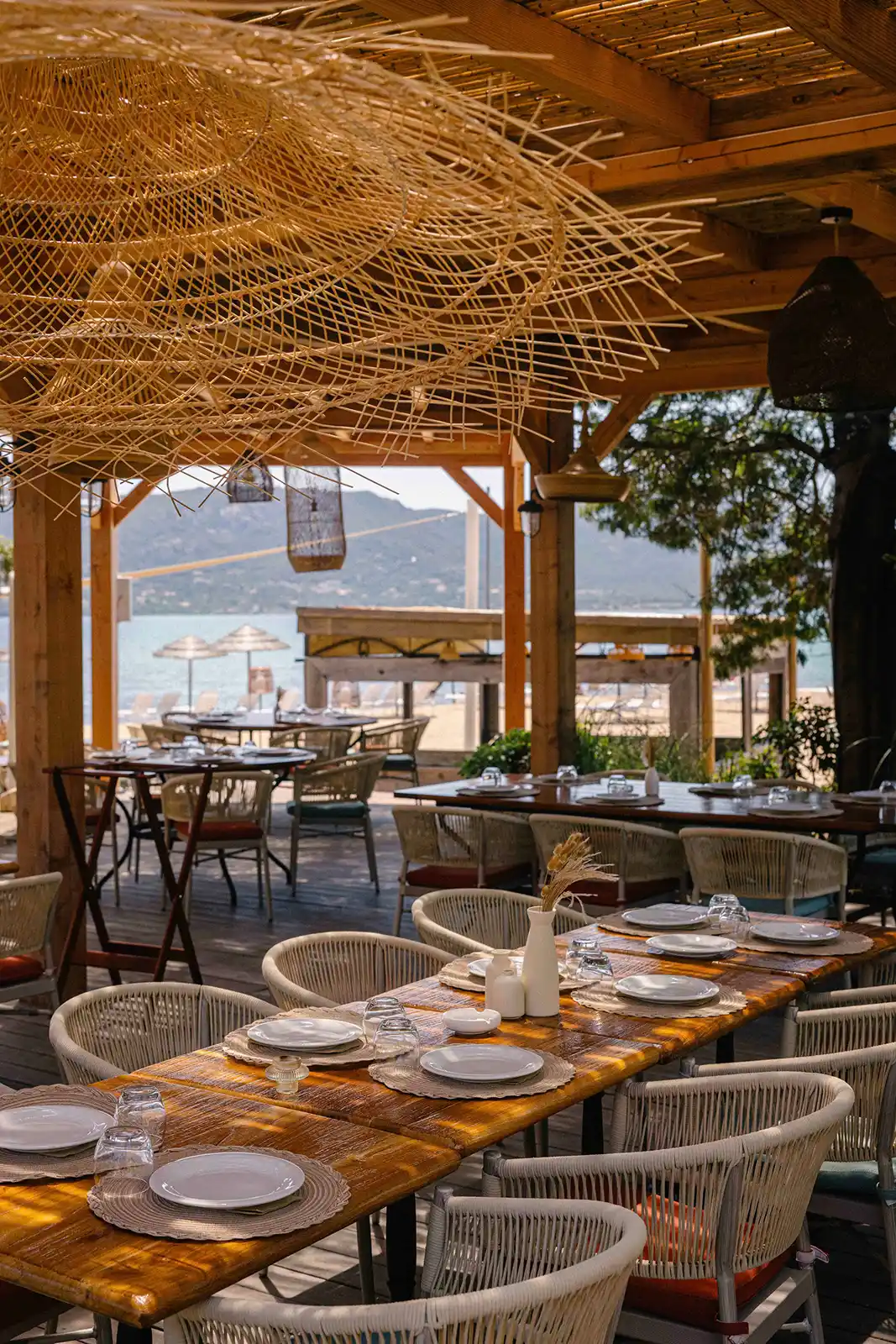 The-COSMO-Agency_OMEA-Beach_Content-production_01